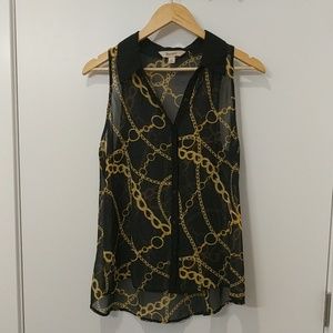 Fun and flirty sleeveless blouse!